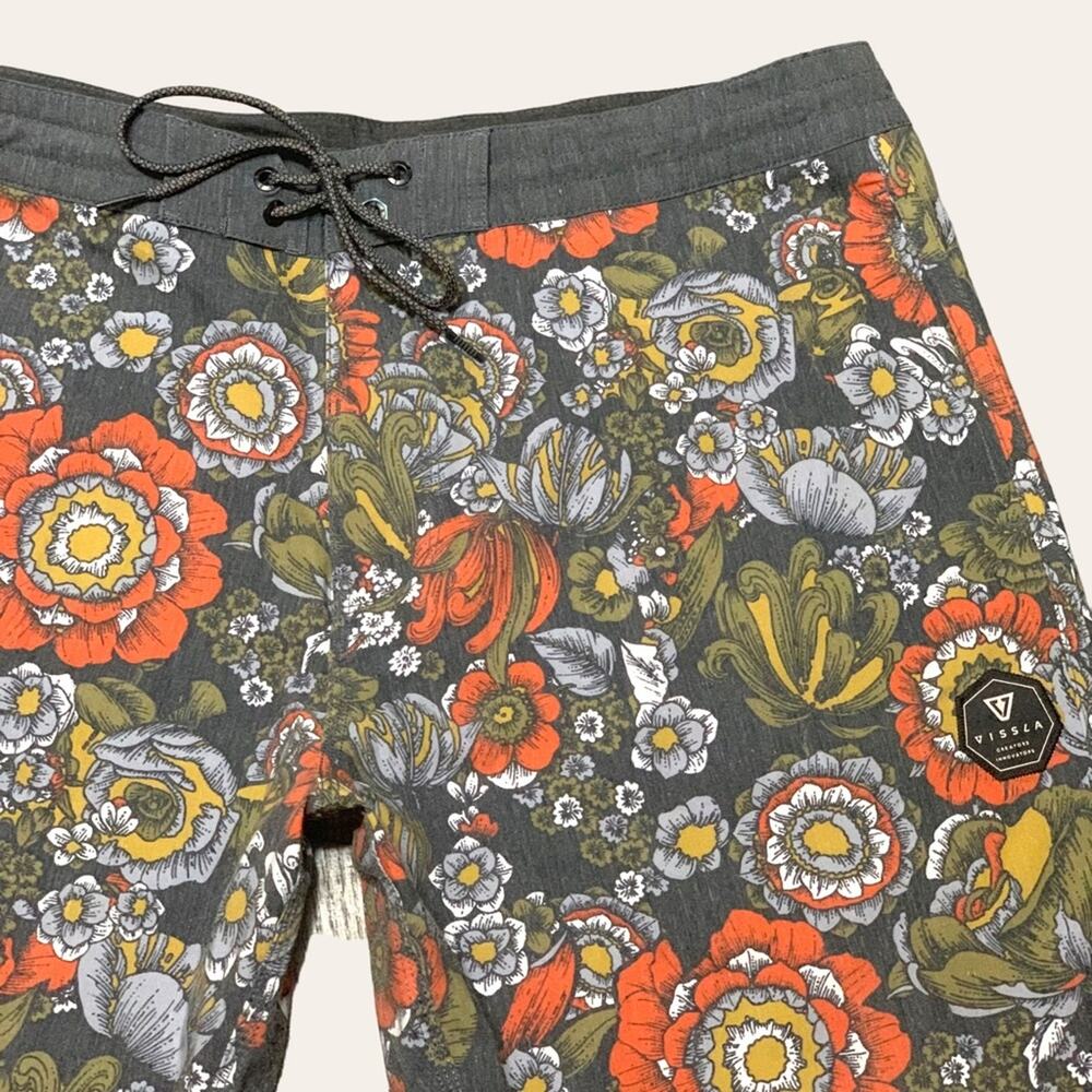 NEW Vissla Floral Trend Muy Muy Bueno Stretch Size 38 Mens Boardshort Womens